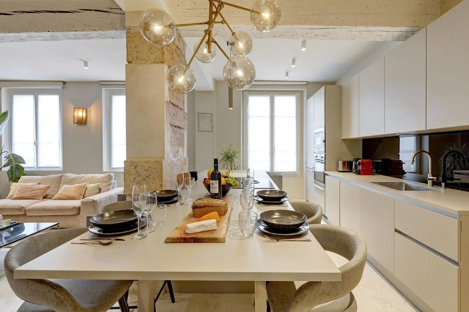 Bluestay 66 - Superbe Appartement Au Coeur De Paris 0*,  France